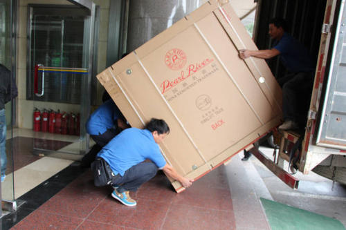 集美钢琴贵重工艺品无忧运